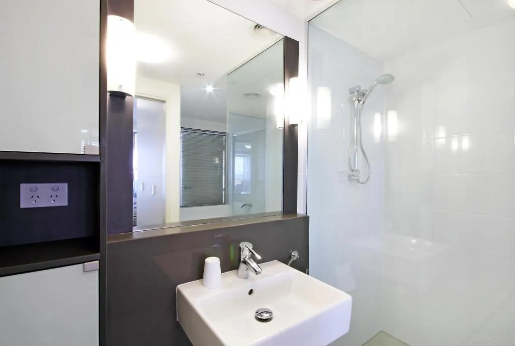 ****  Monaco Caloundra Aparthotel Australia