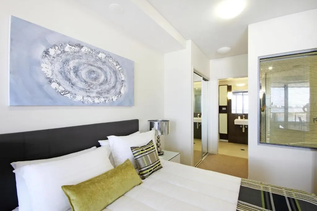 Monaco Caloundra Aparthotel 4*,  Australia