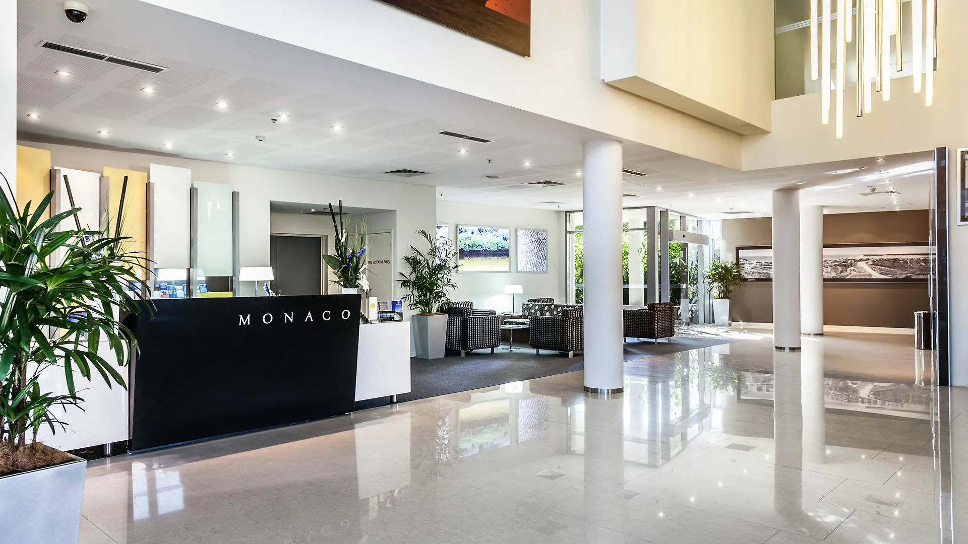 Monaco Caloundra Aparthotel